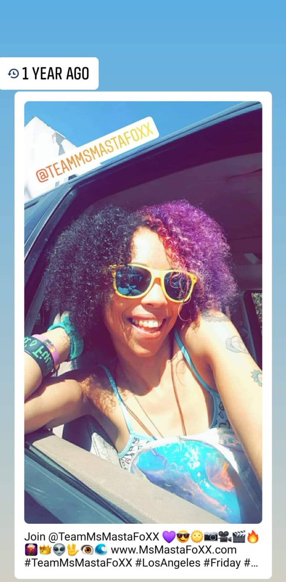 msmastafoxx's tweet photo. #1YearAgo #MsMastaFoXX #5DWave #CosmicFam #Memories #MsCosmicQueen #MyCreatorLife #Facebook #TeamMsMastaFoXX @TeamMsMastaFoXX https://t.co/ST5wJzVO7J
