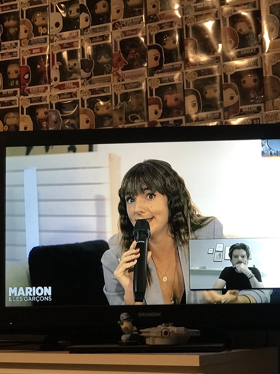 MaeglinB98's tweet photo. Devant le live de #Marionetlesgarçons #lenightshow sur Twitch ça fait plaisir de retrouver la team😉👌@ThibaultCaubel @marion_radio @Marion_officiel https://t.co/KPY9siiLnr