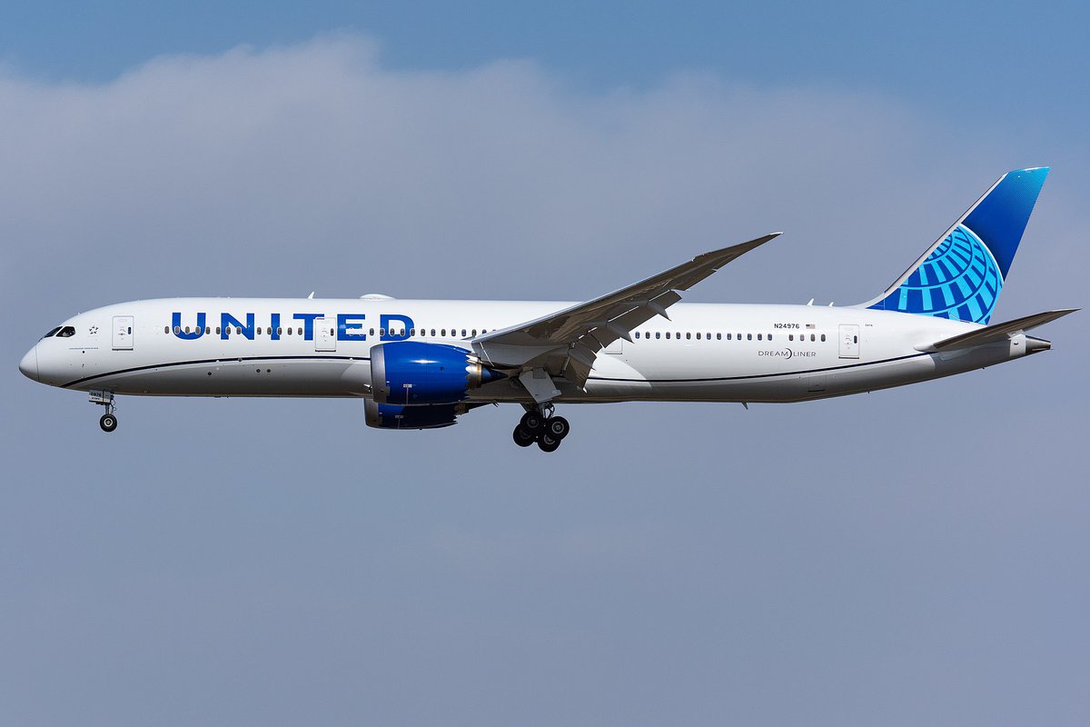 planesmatter's tweet photo. United Airline announces 16,000 furloughs after the expiry of CARES Act on September 30th. #USA #COVIDー19 #aviation #planesmatter https://t.co/snnQTmzqa3