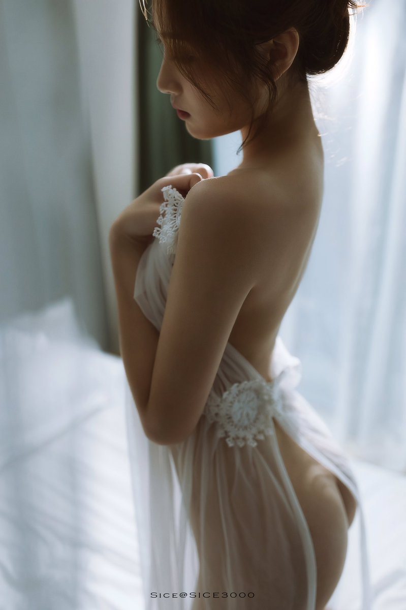 第一次发帖，大佬多关照
@p_e_r_r_y_x @Fengsiyuan @LongShow123 @DP_ArtStudio
@TIGERMKIII @Mr_lu88 @mumu537 
#摄影 #人像 #私房 #约拍 https://t.co/ynCAkUAAuF