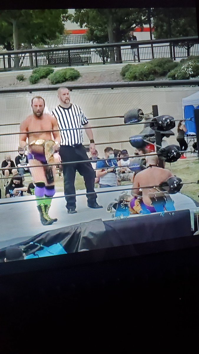 djswagerfic's tweet photo. #ANDNEW @aiwrestling reigning and defending #TagTeamTitles champs #2infinityandbeyond @ExtremelyCute and @NewWaveCheech as they dethroned #PMEXPERIENCE now #maineventtime #RipCity shooters 🆚 #2ndgearcrew @ManceWarner @ThrashJustice @1called_manders with @AlfonsoBill #AIWOPEN https://t.co/G4nEho60HM