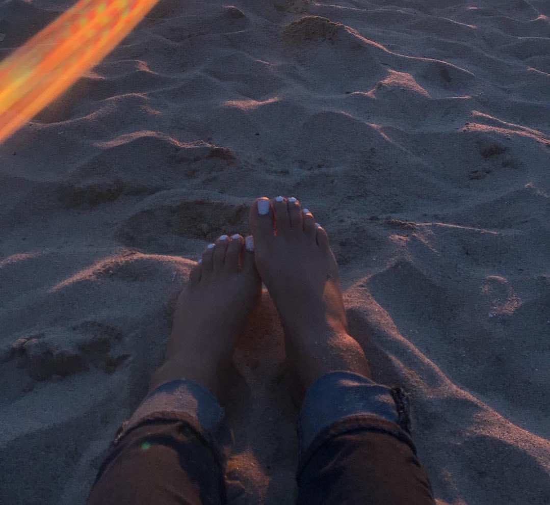 mixedmalattoto1's tweet photo. Request personal photos through my cash app: $mixedmulatta #feet #feetsforsale #FeetHeaven #feetnation #feetlovers #footfettish #toes #feetpic #feetlove #PrettyFeetGang #lightskintoes #sugardaddywanted #sugardaddyneededasapdmme https://t.co/ehimqhV4AD