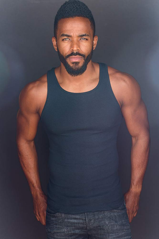 Sean Dominic was hilarious when Nate was tripping balls last year. And he's a good actor, he's hot and I know from Greenleaf that he can sing.  #YR needs to utilize him. I want a big messy story that doesn't involve some random white teen that no one cares about.