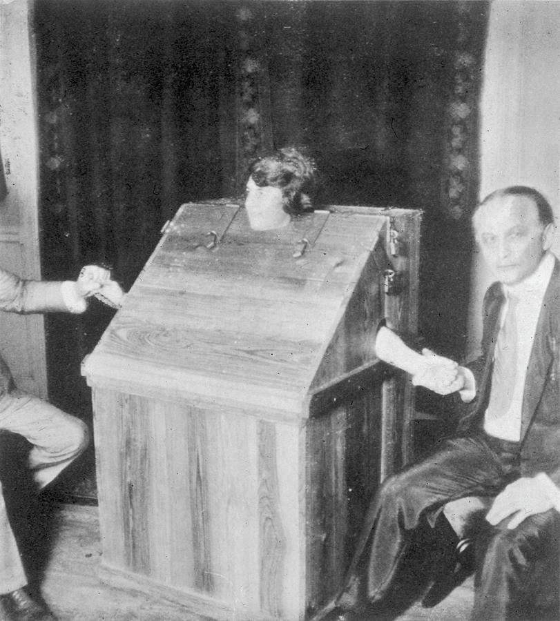 hearthspell's tweet photo. Mina "Margery" Crandon (1888-1941), a well-known spiritualist medium, enclosed during a seance in the medium box designed by famed illusionist and escape artist Harry Houdini. The box was intended to foil any trickery or fraud on behalf of the medium. https://t.co/max0o6qYtU