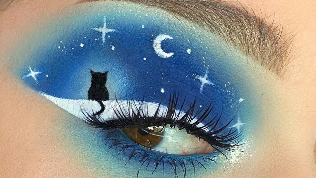 MorpheBrushes's tweet photo. Officially 55 days till #Halloween 👻🕸️🕷️🌕⚰️🎃🕯️✨ Who else is already in the spooky mood? ⁣
⁣
Weekend deal alert 🔥 grab 30% off select morphe products on https://t.co/Tauaf4i4Wx + select Morphe stores ⁣⁣

📸: @Juli3035 #suvabeauty #spacepanda #morphexmaddieziegler https://t.co/da77Dum09t