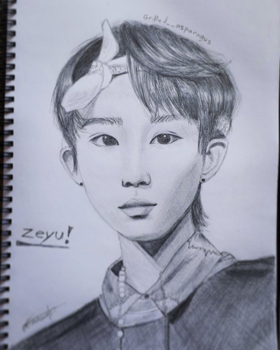 ManthataMmasape's tweet photo. @RastaArtist Guys I'm a 14 year old South African artist, can I also get the same attention for my work🥴💀 https://t.co/e4XneZvQDD
