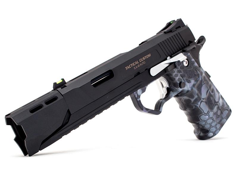 KROSSRLSH777's tweet photo. #AIRSOFT GUN THREAD:

#LAZERBEAST

This is the https://t.co/iuiX0eBmTX x #Laylax / #Prometheus #JDM Custom #TokyoMarui Hi-Capa #Competition Model C

Found out about this baby on #evike

Reminds me of the 
#equilibrium movie #enhanced barreta https://t.co/gWCkENjnJt