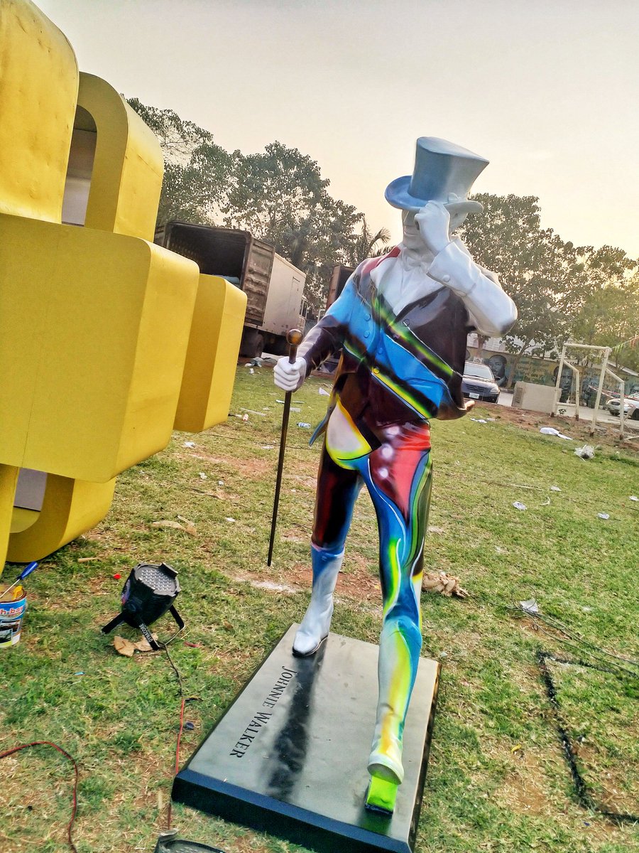 Gahbrivah's tweet image. Art by @gahbrivah
#JohnnieWalkerAt200 
#JWStridingManChallenge 
#stridingmanchallenge 
My art piece in the Johnnie Walker Striding man so far. Thanks for this opportunity. I would still love to have more.