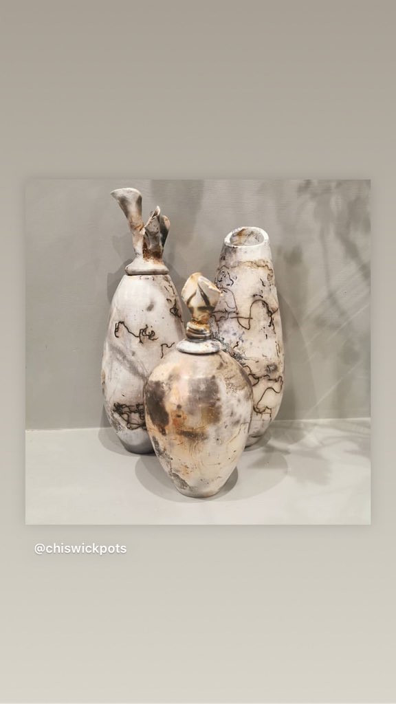 Fundraiser for Beruit buy it now option to raise much needed funds. We have raised 2k and still growing! Thank you to <a href="/PotteryChiswick/">chiswickpots</a> for being so kind with amazing donations! #helpingothers #beruit #Lebanon #chiswick #thechiswicksalon