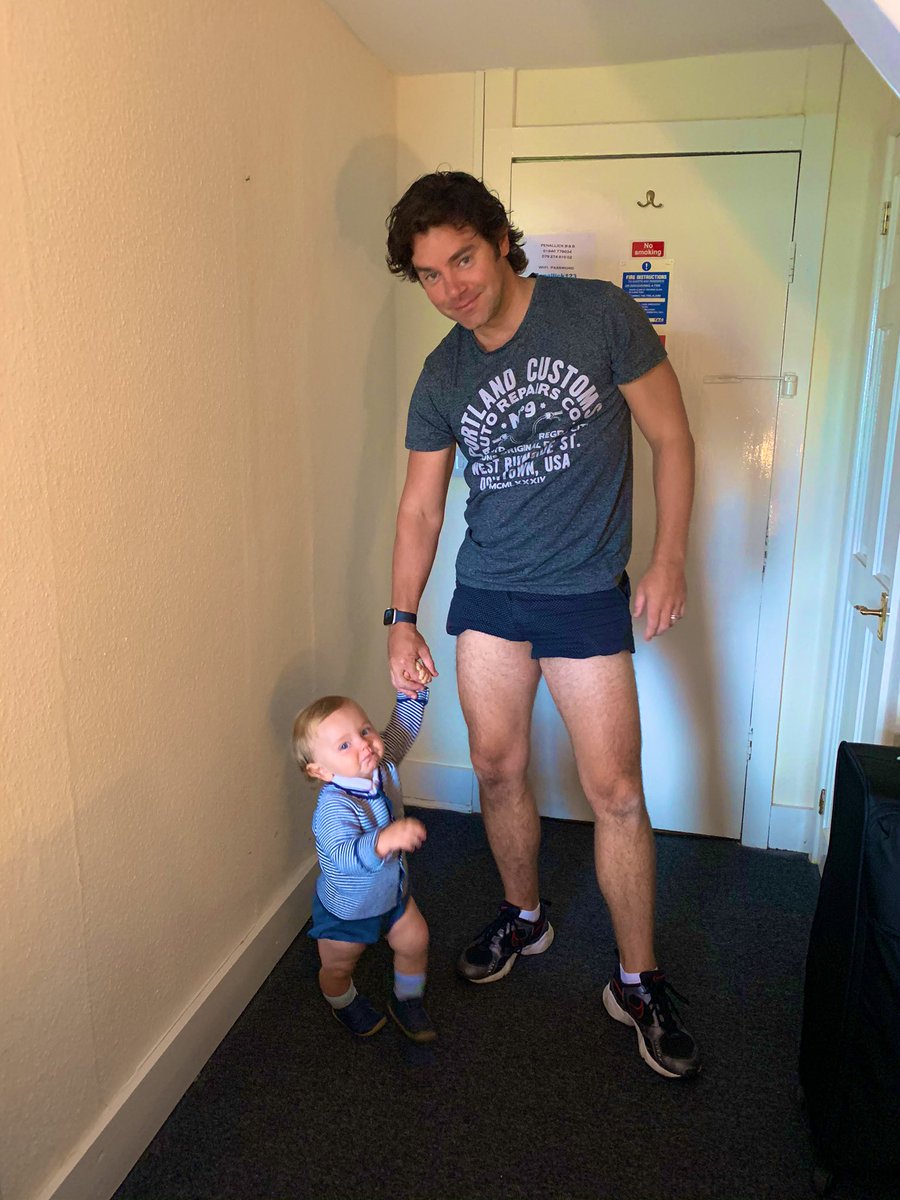 matthewgoodgame's tweet photo. Day 6 #BoatTripBaby #LegsOut #CaptainHudson #FunWithMum @MelanieCripps79 https://t.co/kW4cK5dzTE