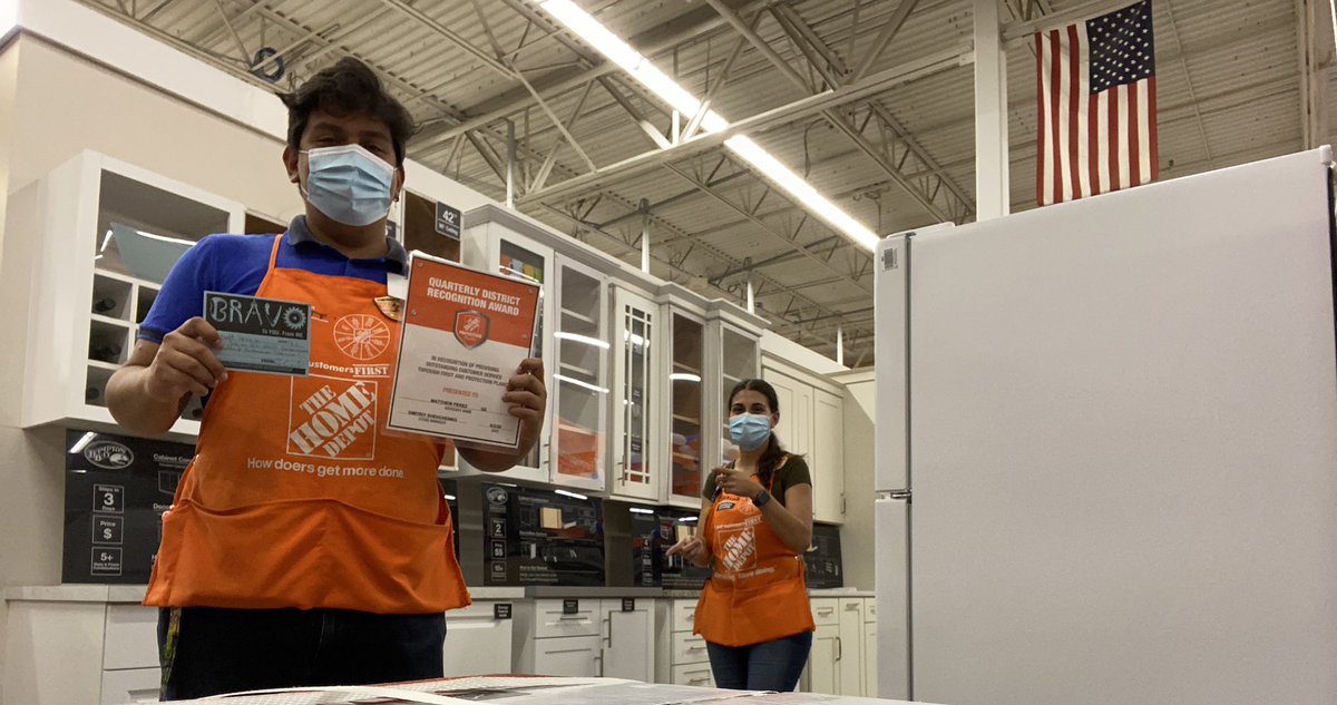 xecross89's tweet image. Recognizing D70 Specialist Matt Rocking Q2 HDPP by providing Excellent Customer Service! Bravo Matt 🥳     Team 8444 🙌  @dmitriyshevc11 @RubenRo48457043 @DeidreWatkins20 @Valerie72738879 #HDPP #D9