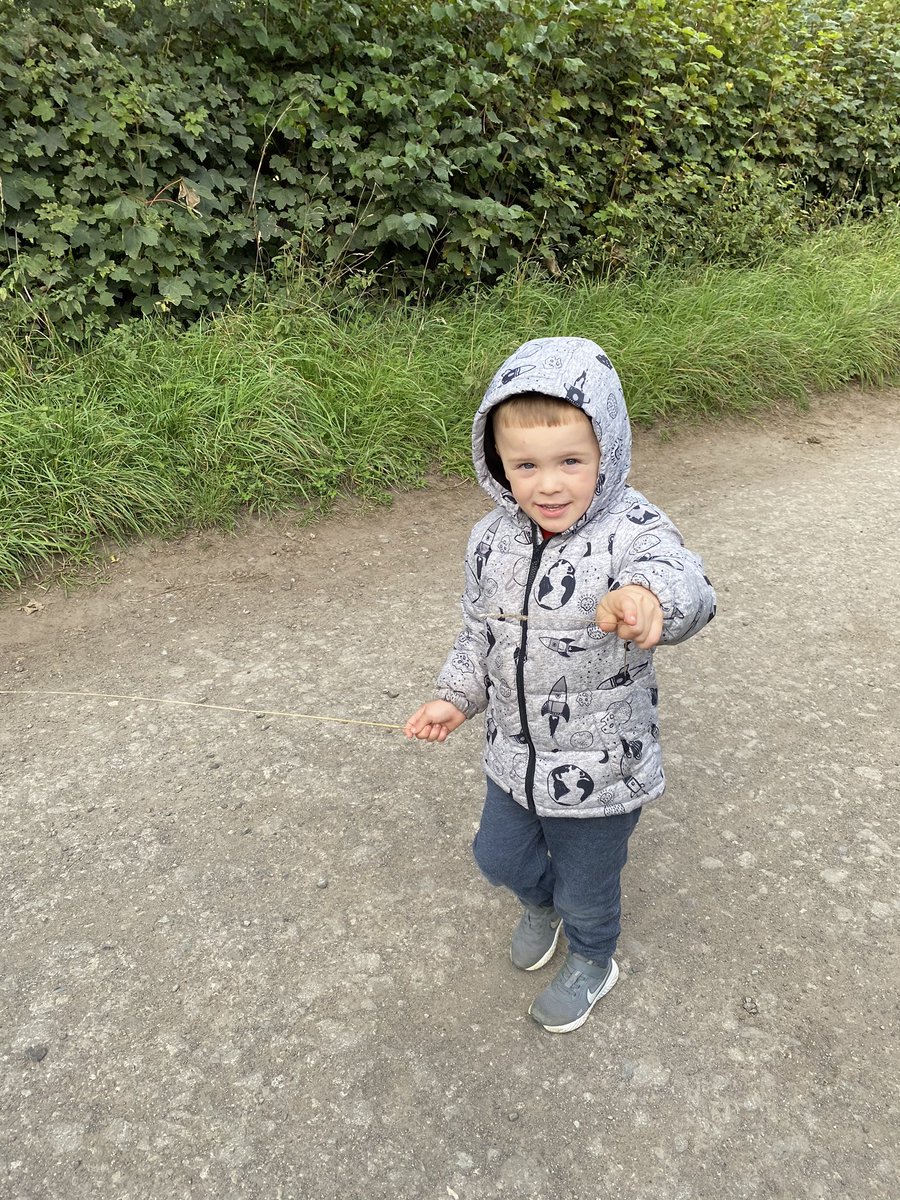GemNewton's tweet photo. Our walks are something else 💙💚🤗 @LadywoodKH @MrsHarveyLW @MissDawleyLW https://t.co/mKFjAIv01Z