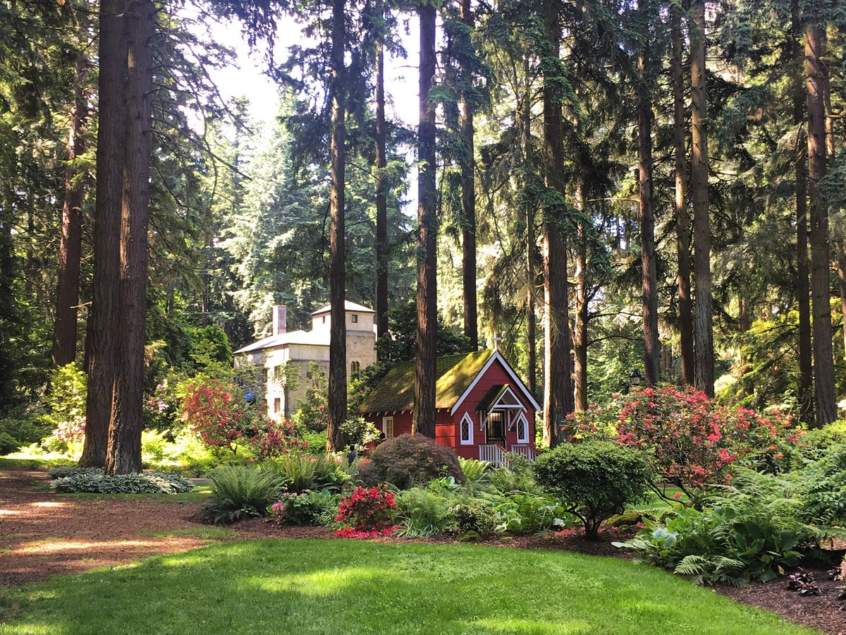 <a href="/TheGrottoPDX/">The Grotto</a>