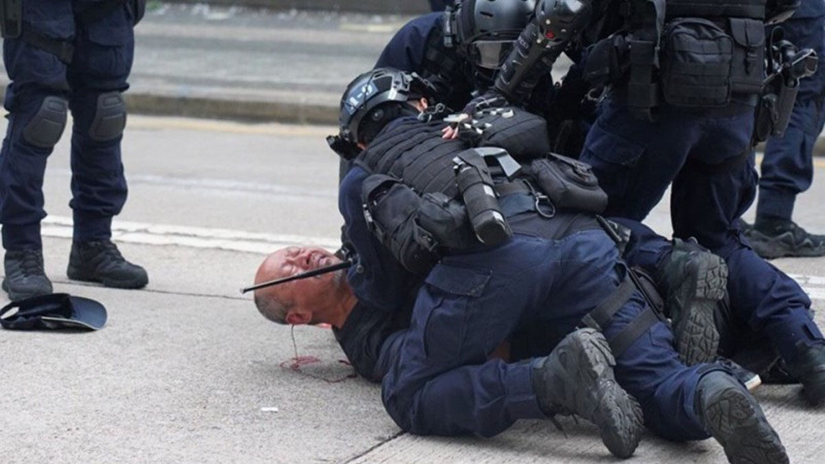 TomWong93767868's tweet photo. @UBob2020 Tyranny seeks self-protection, turning HK into a city of police. Whether it is pregnant women, the elderly,the disabled,or children will be attacked by police. Police terrorists seriously violated international humanitarian standards. When will the world impose sanctions on it?😡 https://t.co/RSZ9jkRjfv