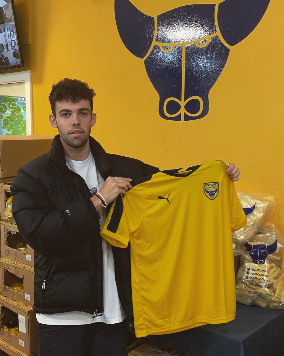 kit4kenya1's tweet photo. โ
๐กโช๏ธ Appreciate the continued support @OUFCOfficial
โฝ๏ธ Good luck in League 1 this season
โ โ
๐ฐ๐ช Looking forward to delivering this kit to Kenya in our next shipment ๐ฆ
โ โ
๐ธ Photos to followโ โ
@BBCOxford
#kit4kenya #footballcharity #kitforkenya #oxfordunited https://t.co/sFyn1ZFeKX