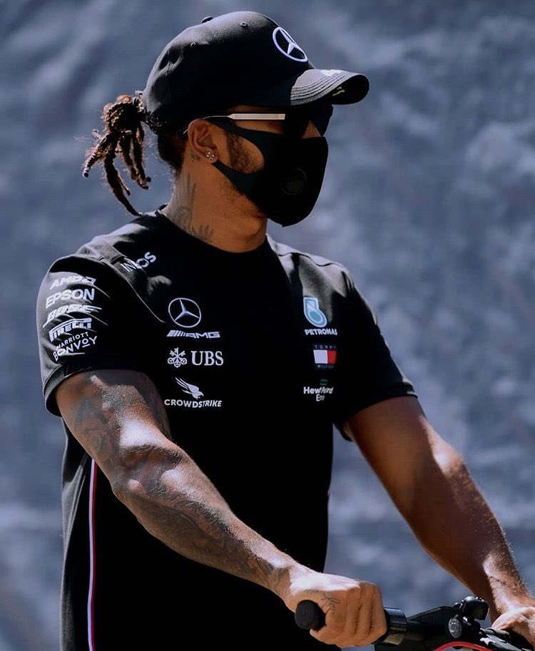 𝖱𝗈𝗎𝗇𝖽 8𝖨𝗍𝖺𝗅𝗒4-6 𝖲𝖾𝗉𝗍𝖾𝗆𝖻𝖾𝗋