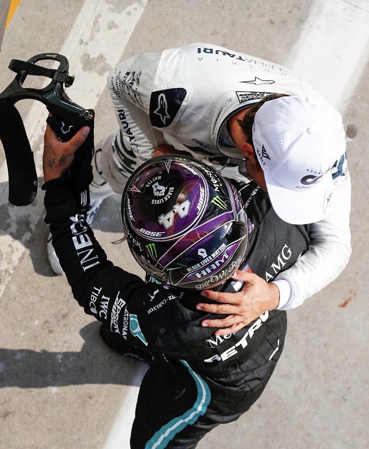 𝖱𝗈𝗎𝗇𝖽 8𝖨𝗍𝖺𝗅𝗒4-6 𝖲𝖾𝗉𝗍𝖾𝗆𝖻𝖾𝗋