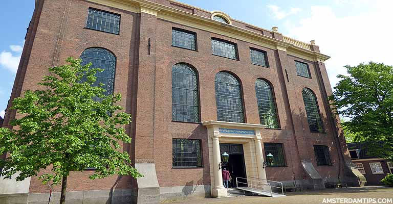 The Portuguese Esnoga was built in 1675 in Amsterdam by a community of Sephardi Jews who were expelled from Portugal.It was built in the Iberian style, modelled after Solomon's Temple and it was the largest synagogue in the world upon its completion.