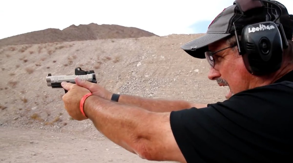GunBroker's tweet photo. 🔥 3 secrets to great shooting according to Rob Leatham. [Spoiler alert: "Aiming is Useless."] [VIDEO] 🔥  
https://t.co/xcT25iDYz7 #shootingsports #robleatham https://t.co/rJtwWBss4w