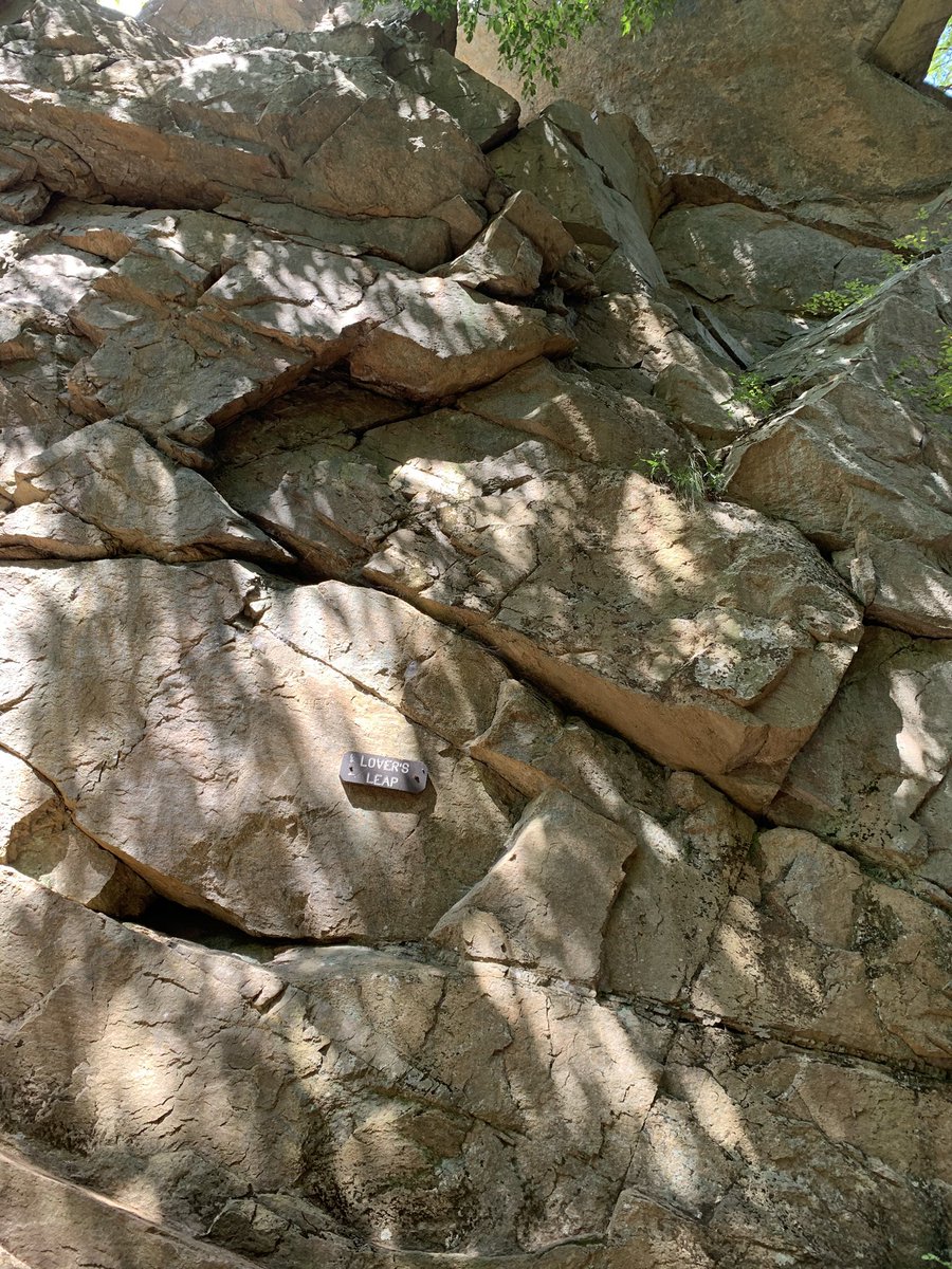 imlostinboston's tweet photo. today’s adventure: #purgatorychasm #suttonMA hike/challenging walk #summer2020 #outdoors https://t.co/LeTBuc0odV
