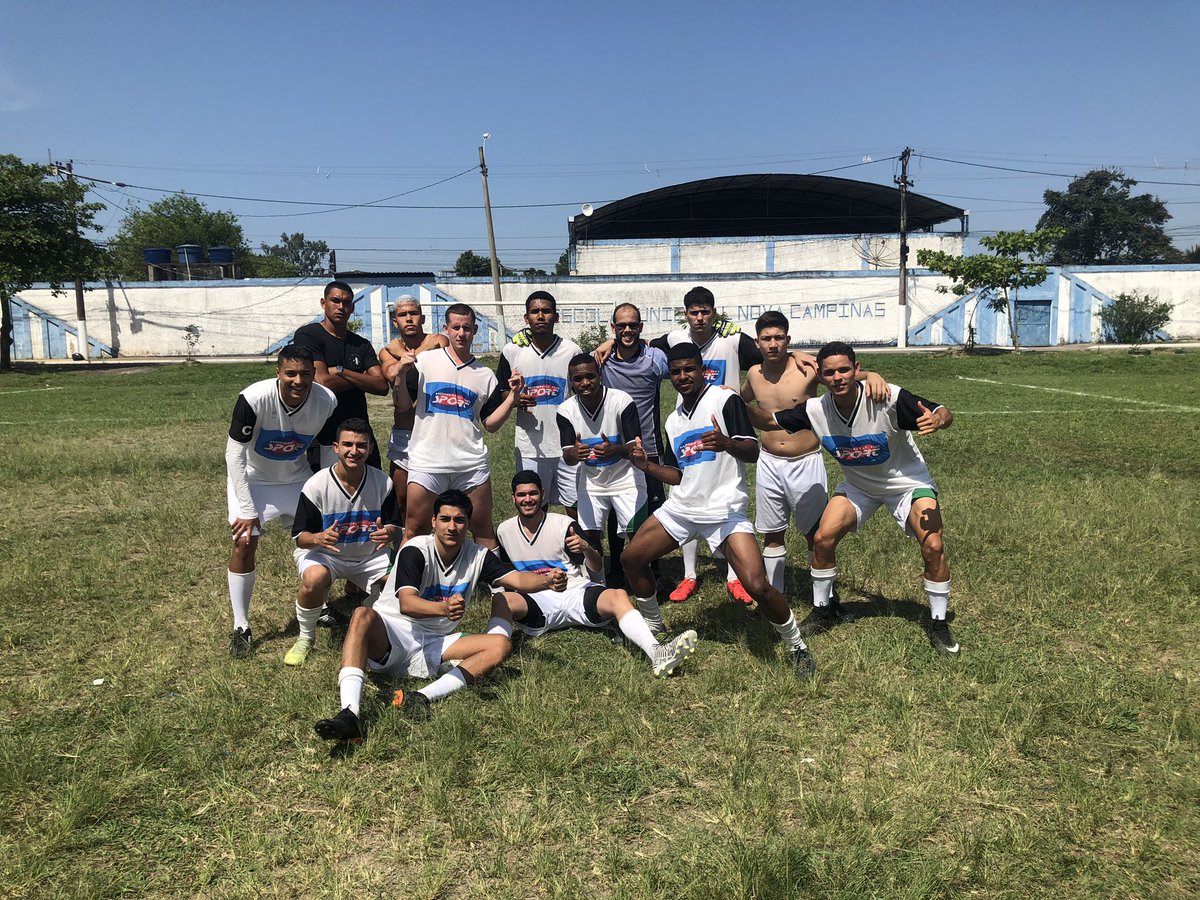 MomentoSport's tweet photo. O Momento Sport retornou aos gramados com vitória!! ⚪️⚫️

3 x 0!! ⚽️⚽️⚽️

Gols de @MatheusTavira, @LucasAssafrao e @domingosluc.

#aVoltaDoGigante🖤 https://t.co/ioMe5nvCc6