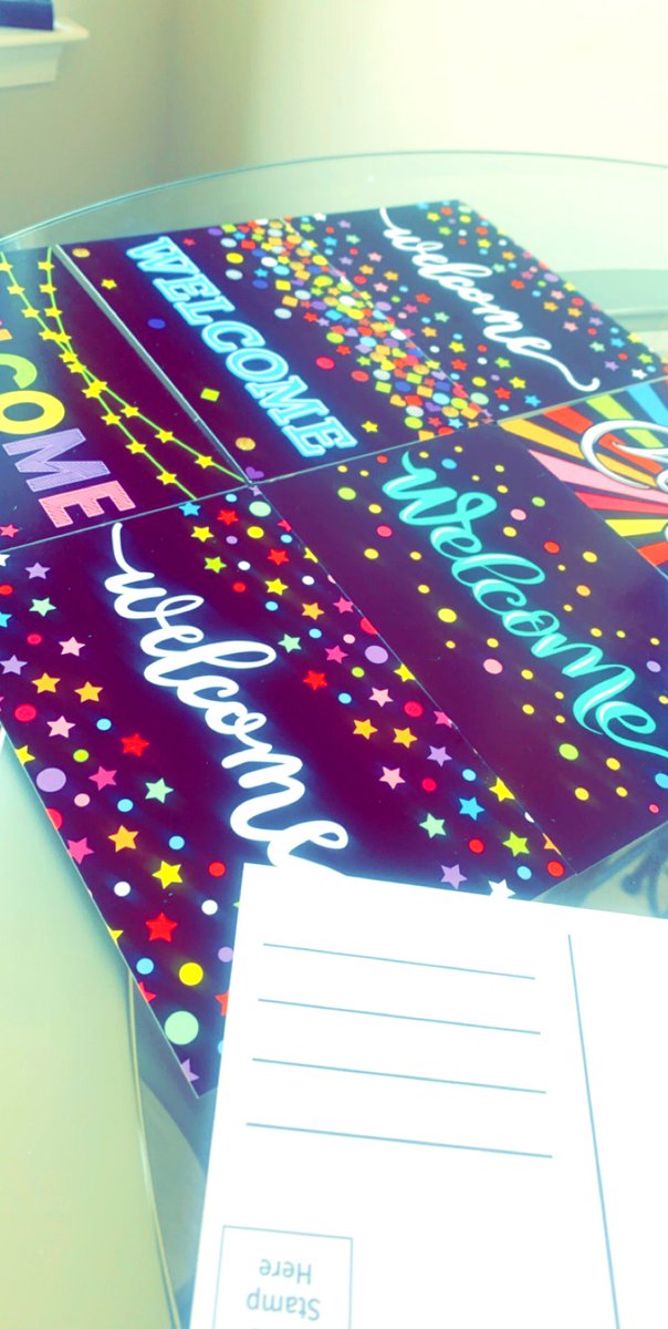 MollyJo77801657's tweet photo. Be on the lookout first graders for some welcome postcards and bubbles! 🤩 #firstgraderocks #virtuallearningisfun #bubblingwithexcitment! 💕 https://t.co/xM5pV0H8BX