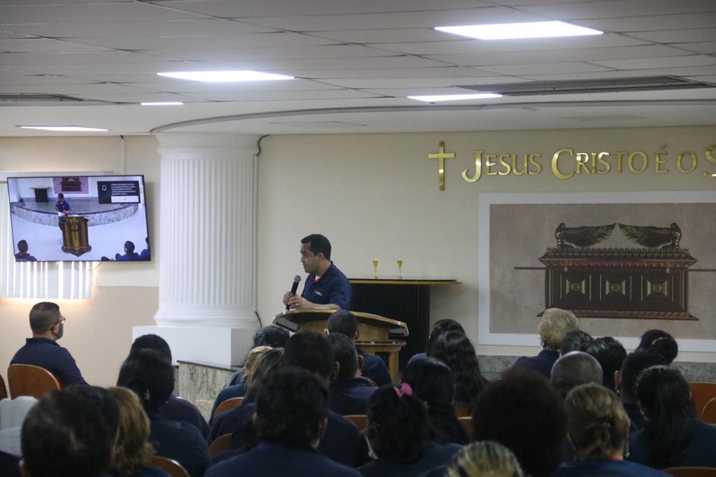 evg_amazonas's tweet photo. A reunião dos evangelistas acontece todos os domingos, e Ê de suma importância para o seu fortalecimento espiritual, por isso não falte!
â˘
â˘
â˘
â˘
#evgam #reuniao #manaus #uckg #famĂliaevg #iurd #evgbrasil https://t.co/lIEaYGnwke