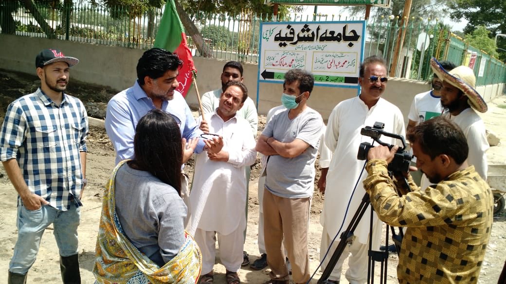PTI_KHI's tweet photo. رکن صوبائی اسمبلی @dr_imranshah اور سربراہ بیت المال سندھ @Hunaid_Lakhani کی جانب سےنارتھ ناظم آبادبلاکF میں 5روزسےجاری صفائی مہم آج ختتام پذیر ہوئی جس میں بلاک ایف کی گلیوں  کو صاف کروایاگیا ہے۔بلاک F کے تمام رہائیشیوں کےبھی بےحد مشکور ہیں جنہوں نےاس مہم میں بڑھ چڑھ کرحصہ لیا https://t.co/pw3bM1I8yj