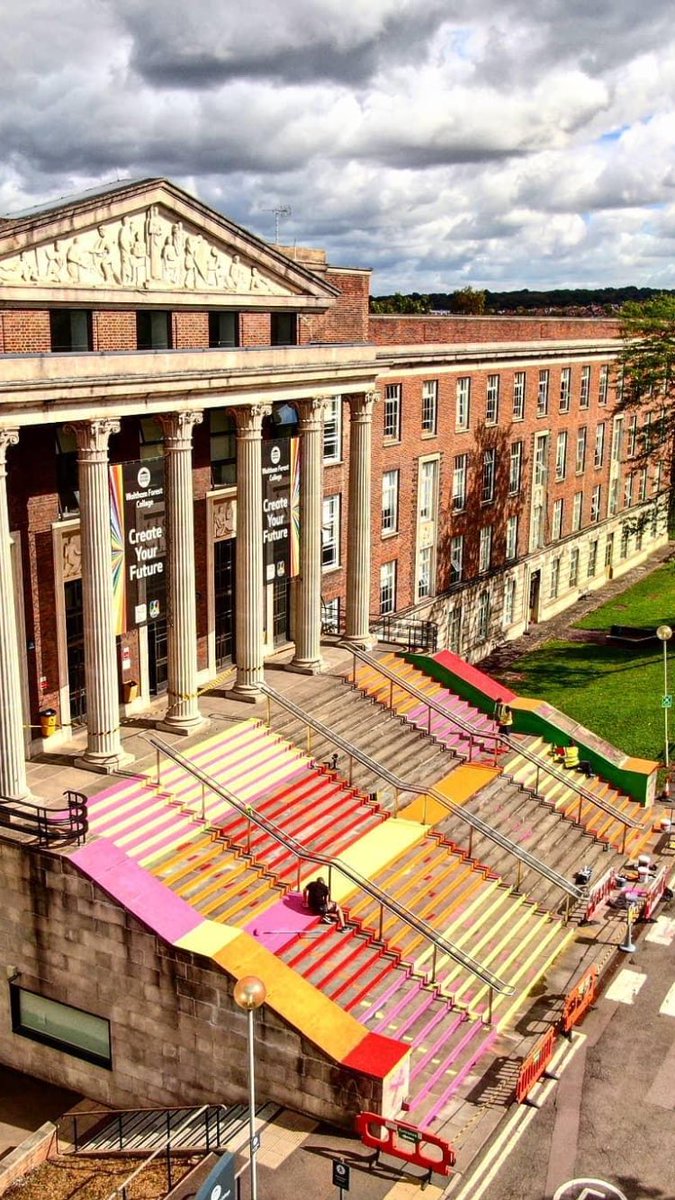 WFCTweets's tweet photo. A drone shot of the amazing transformation taking place at the iconic steps of the College, as part of the #williammorrisdesignline .@WMGallery .@AoC_info .@wfcouncil .@L_D_F .@WFEcho .@tesfenews https://t.co/egi43Zo51j