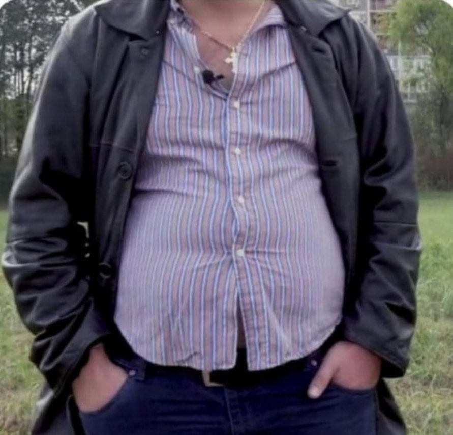 Ne be, ova so Djokovic mestena rabota e, slušaj šo ti zboram. Reče nema da im se vakcinira, im gi otkri prevarite i odma go skinaa od igra. Bratče, golema igra se igra tuka, Nole prečka im beše samo