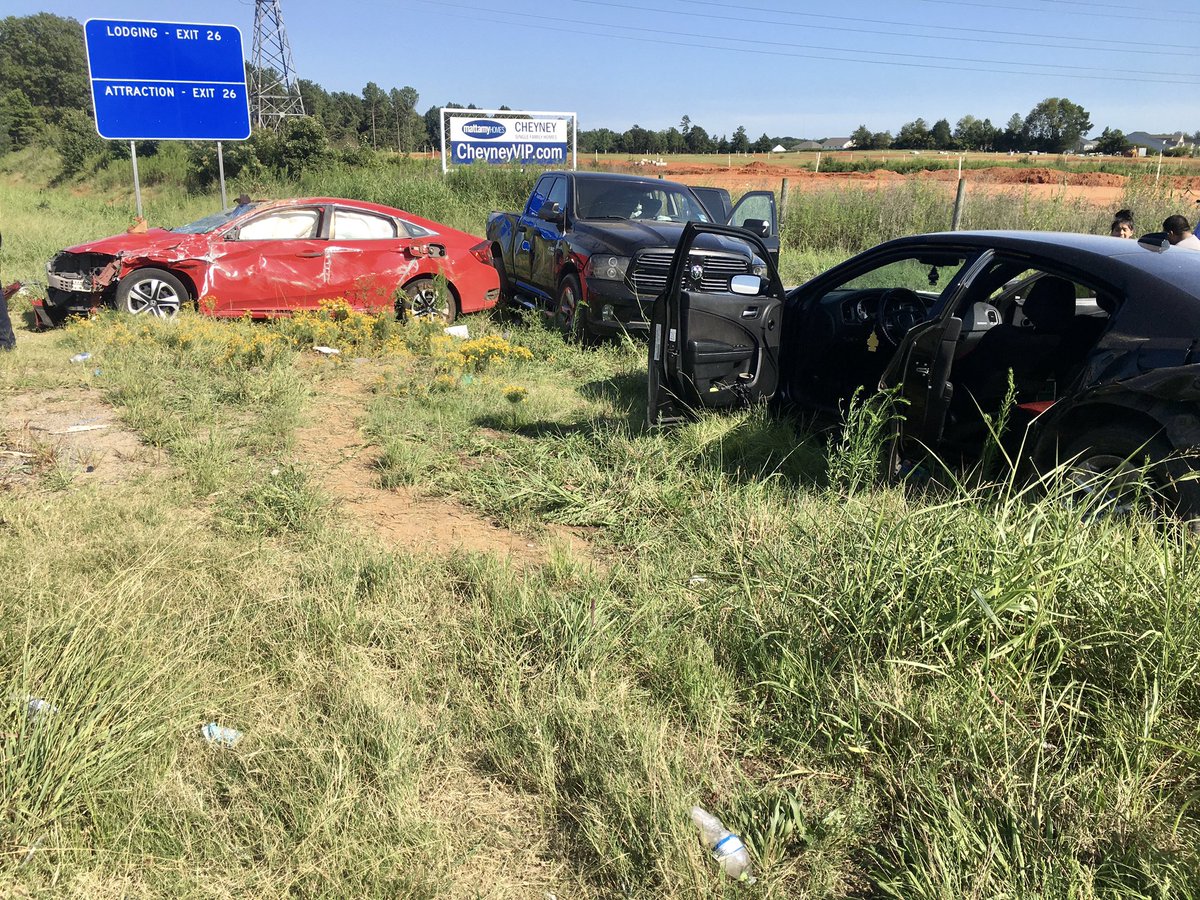 LongCreekFD's tweet photo. @LongCreekFD Engine 10 &amp; Rescue 12 on scene of an MVA this afternoon on I-485 Inner Loop near Old Statesville Rd. 3 vehicles involved with a roll-over and heavy damage. https://t.co/VtrgewH48W