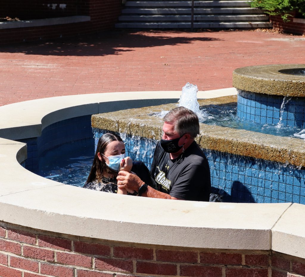 Congratulations <a href="/lyndseyburrow/">lyndsey burrow</a> on being baptized today - the angels in heaven are rejoicing!
