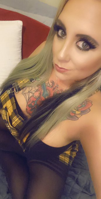 Guess who&rsquo;s in Philly next week???? Be there Sept 9-11 to celebrate my birthday!!!! https://t.co/7gL<a href="/tag/tittytuesday"class="tags"><span>#tittytuesday</span></a>