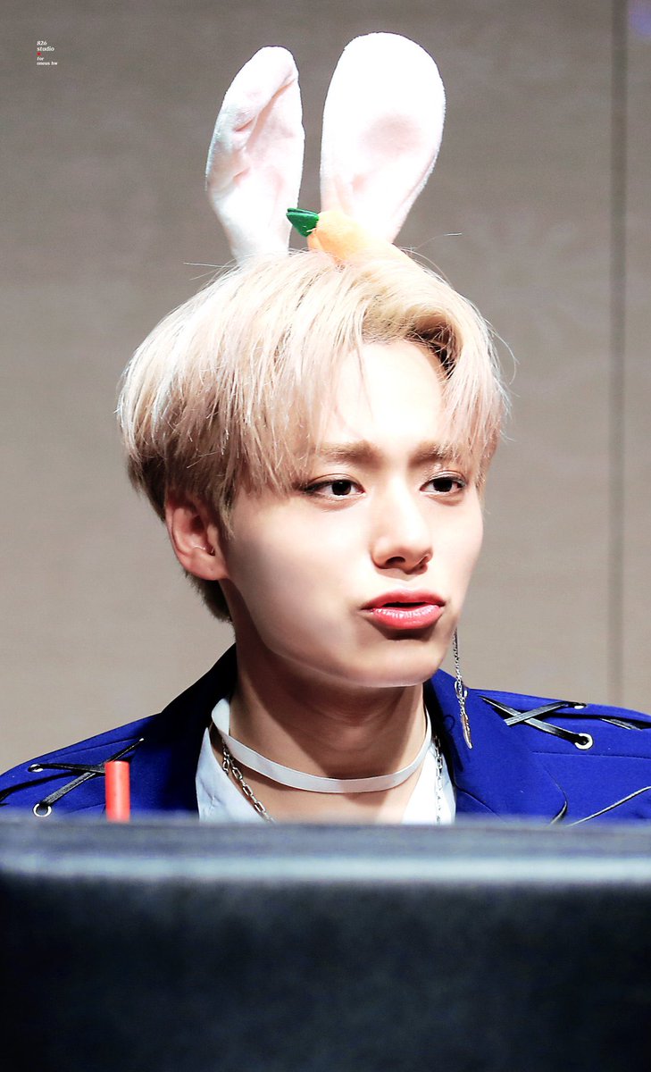 ๑ ❥ Hwanwoong pouting: a necessary thread ( ˘ ³˘)♡ ๑