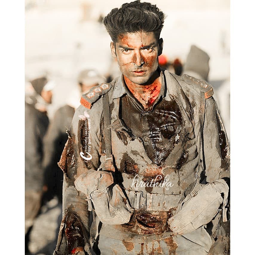itss_kiruthika's tweet photo. This scene gave me goosebumps ❤️ and I can still feel the magical experience ❤️ #2yearsofpaltan #PSDAGAR  played by my Prince who just nailed the character 4ever in everyone's heart through #Paltan ❤️ #2YearsOfGurmeetAsCaptDagar #GurmeetChoudhary @gurruchoudhary #thewife https://t.co/UmqsQNMa6x