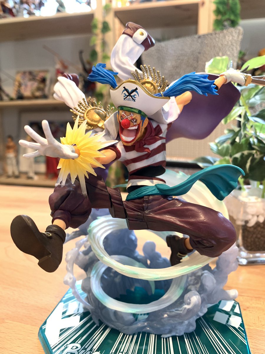 麦わら屋 ワンピースフィギュア グッズ フィギュアーツzeroのバギー バラバラ感がすごく良きです エフェクトもカッコいい 麦わら屋 ワンピースフィギュア グッズ フィギュアーツzeroのバギー バラバラ感がすごく良きです エフェクトもカッコいい
