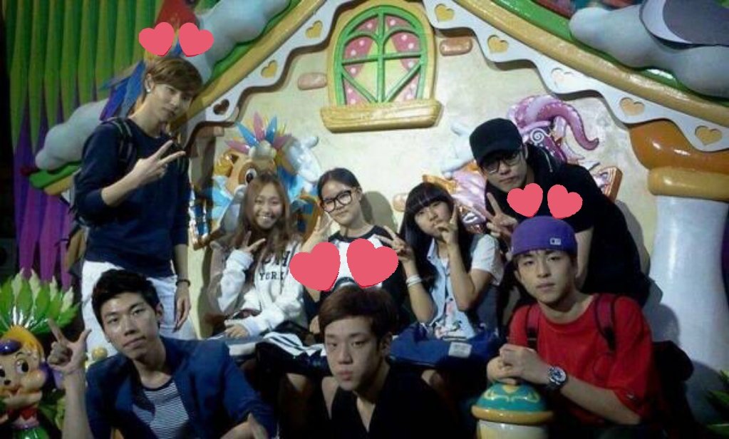 bkstan1's tweet photo. Throwback to A.C.E Byeongkwan, iKon Junhoe and Day6 Young K in one pic!!

• @official_ACE7 • #에이스 • https://t.co/aj9L8247QO