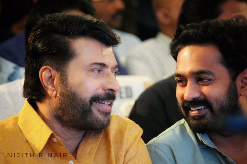 Dhaf_girls's tweet photo. ചമയങ്ങളുടെ സുൽത്താൻ ✨
#HappyBirthdayMammukka #HappyBirthdayMammootty #HappyBirthdayMammookka 
#Mammootty https://t.co/VpRiuKcB4j