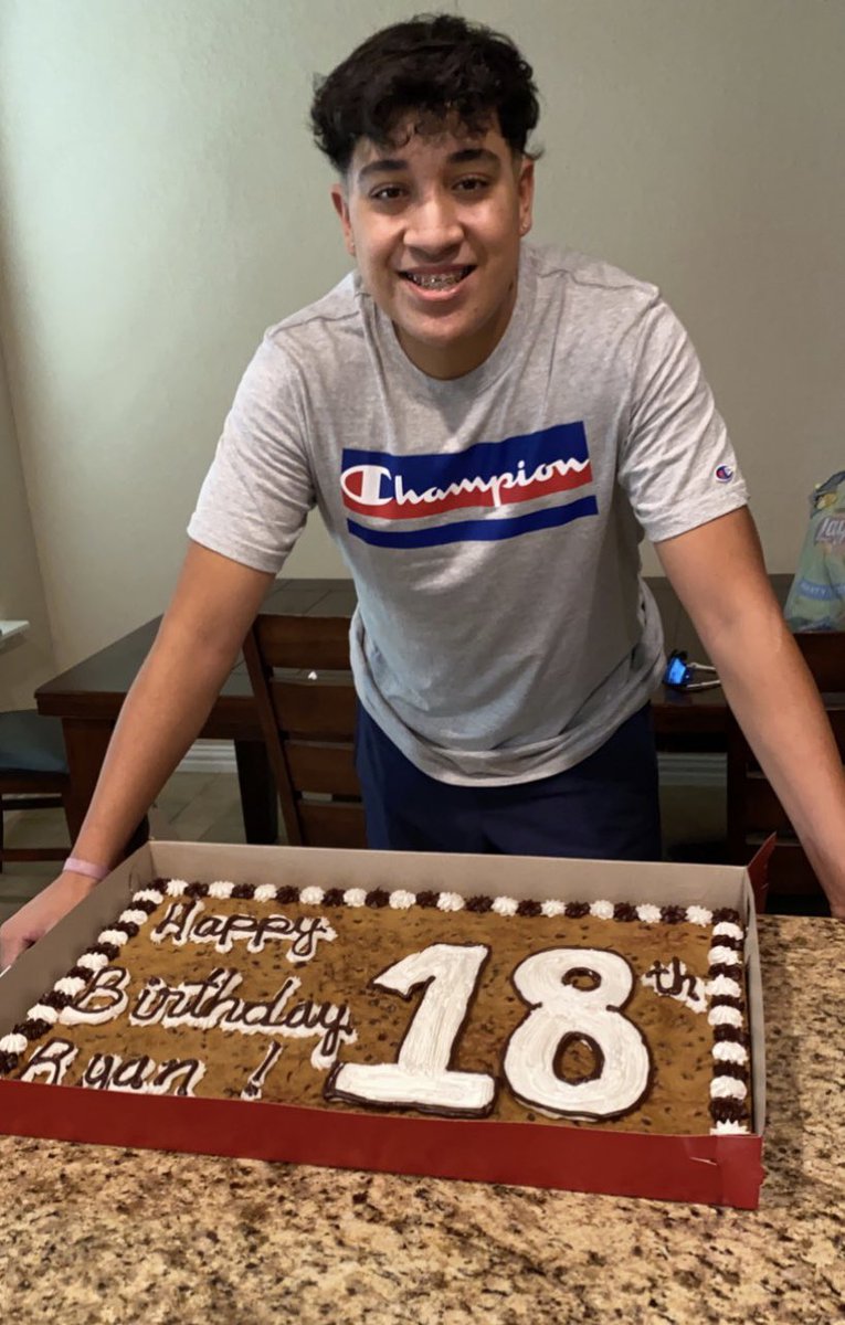 fran_2706_'s tweet photo. OUR RYAN TURNED 18 TODAY! We’re officially parents to 2 adults now! 😭 #Happy18thBirthdayRyan #CelebratingHim #NeverTooOldForAPinata https://t.co/0lsEV5i3Px