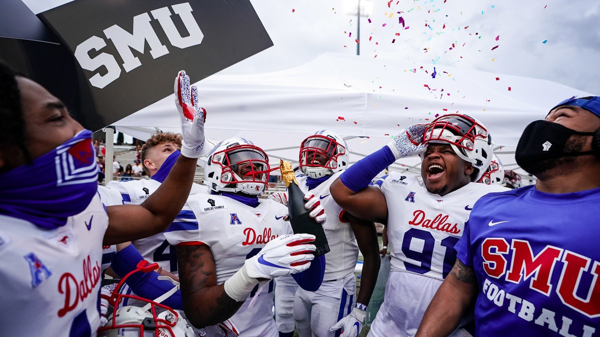 SMUFB's tweet photo. Born & Raised & Bringing the party to the #TripleD
๐๐ต
#TXSTbeat #PonyUpDallas https://t.co/1mP06SPiIH