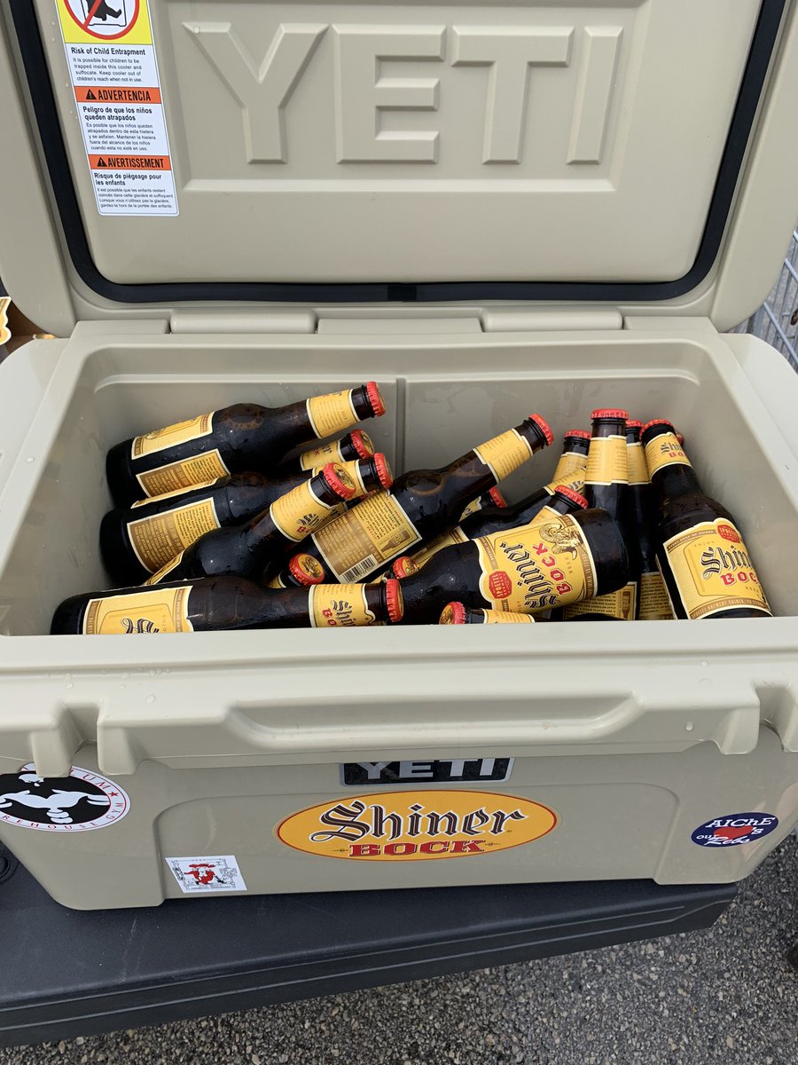 oneeyedengr's tweet photo. Happy Labor Day @ShinerBeer #prositforward https://t.co/KXdemQzp9c