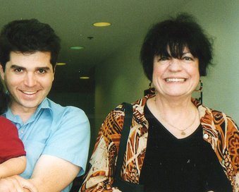 KeithValcourt's tweet photo. Happy Birthday to one of the top 10 funniest ladies on earth: Jo Anne Worley!  #Laughin #banana #JoAnneWorley https://t.co/Q6nlP7tsd7
