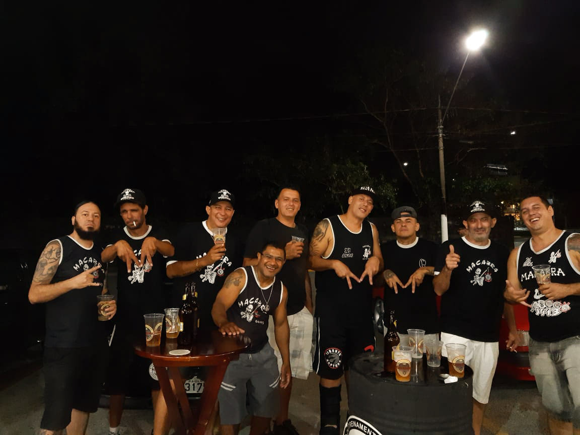 FBertioga's tweet photo. De ontem, Fiel Macabra Sub Sede Bertioga e Diretoria Fiel Macabra Bauru. https://t.co/s6HKOzUaDY