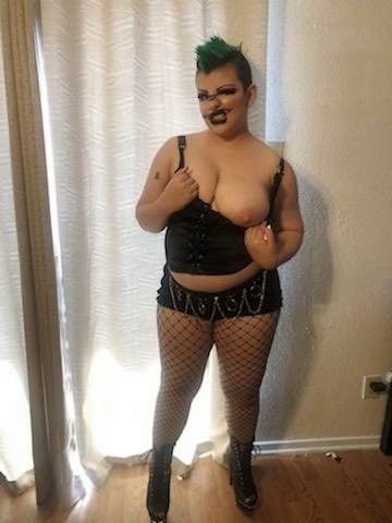 lilypeachy2's tweet photo. @SpellboundOf @gialatinaxx cashapp: $skumboii 

check out my content on my onlyfans!! https://t.co/HUa1Ds5snr

☄I post nudes, lewds, and videos monday thru friday ☄

💖i also do customs at request 💖 https://t.co/OcSvgZtoJc