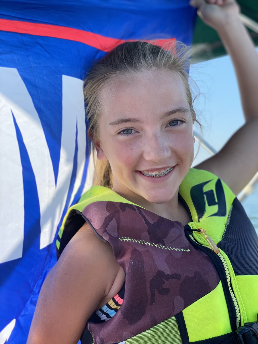 Kstoner09's tweet photo. @realDonaldTrump our daughter thanks you for supporting her daddy. #BlueLivesMatter https://t.co/Ou0Xgm6k75