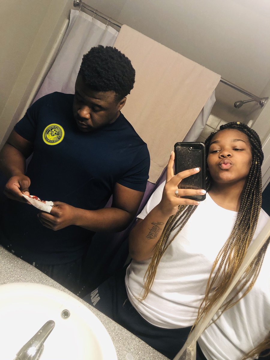 Kidd__Zoee's tweet photo. Happy Anniversary to us ‼️ I thank GOD for Blessing me with you. Without you, I am not myself. It may not always be easy but in the end it's WORTH IT.  I LOVE YOU ❤️ https://t.co/mFkXBusoLs