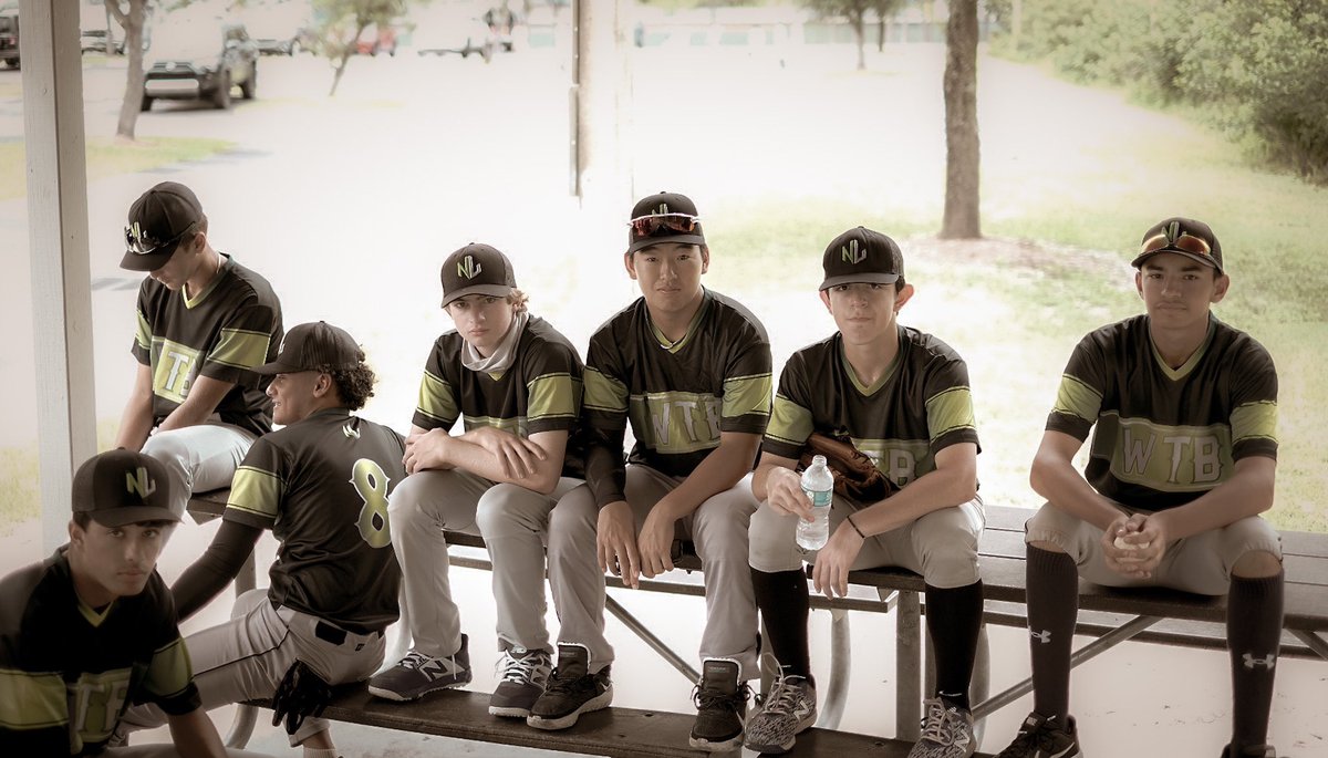 NL_Recruits's tweet photo. Our boys patiently waiting to get on the field. #learnfrompros #mlb #wtb #weston #baseball #highschool #givingback #winners #thedifference #getseen #getnoticed #getcommitted #highschoolbaseball #collegeready #ncaa #njcaa #d1 #d2 #d3 #naia #college #exposure #wegetyousigned https://t.co/MaDOtjs0xs
