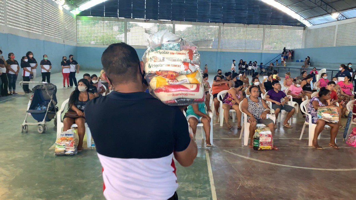 evg_amazonas's tweet photo. NĂŁo existe dificuldade para aquele que deseja fazer o bem ao prĂłximo!
â˘
â˘
â˘
â˘
#evgam #evgbrasil #familiaevg #solidariedade #iurd #uckg #manaus https://t.co/sMJmT9QGDM