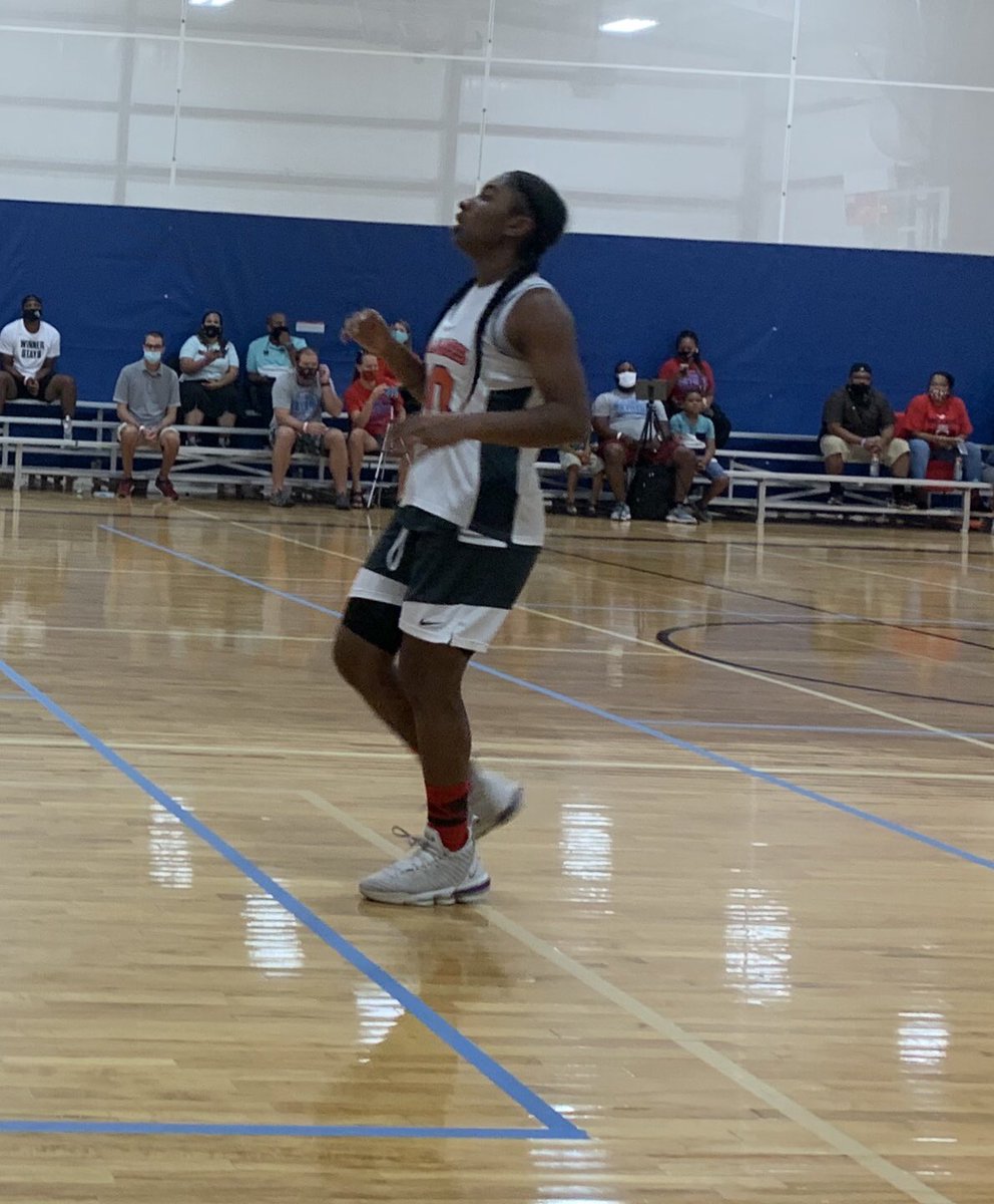 THE_LAFlames's tweet photo. Dacia Jones, Dalayla Blackwell, and Alajsa Walker received some recognition over the summer from @girlzprepreport thank you for the great write up of or girls. #MoreLifeMoreWork #FlamesGoingUp🔥 https://t.co/b0ZXKPYByw