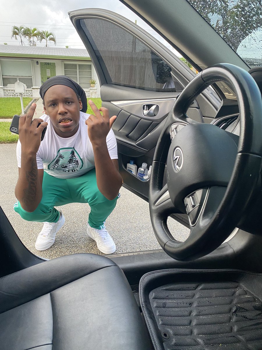 relentless_yg's tweet photo. Rags 2 Riches... #LONGLIVEDP🕊🧡 #LONGLIVEWOLPH🕊💤 https://t.co/ZkpxjbmZ8H
